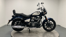 Royal Enfield Super Meteor 650 Top (23MY)